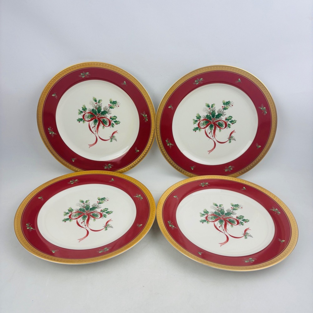 Mikasa‎ Palatial Holly Gold Salad Dessert Plate Set of 4 Red Gold Trim Holidays